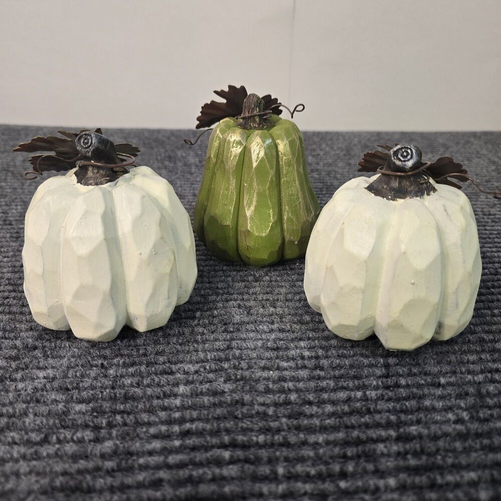 Set of 3 Small Pumpkins Fall Thanksgiving Home Decor Ceramic Decoration Leaves